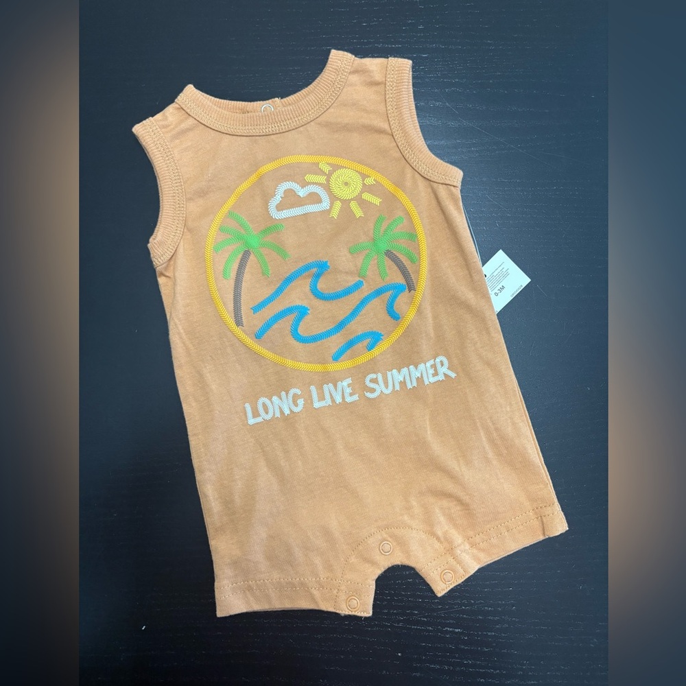 ⭐️2/$8.00⭐️ NWT George 0-3m Tan Sleeveless Romper with Beach Theme